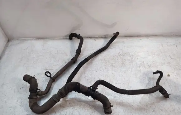 Opel Movano B Engine coolant pipe/hose