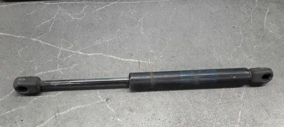 Volkswagen Polo III 6N 6N2 6NF Tailgate strut 6k5