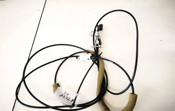Toyota Avensis Verso Fuel tank opening switch 
