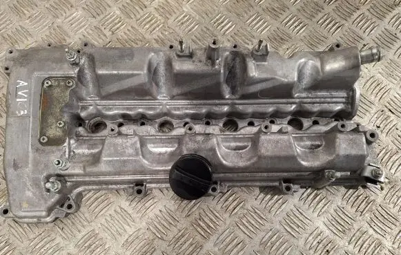Toyota Avensis T250 Rocker cam cover 1120126030