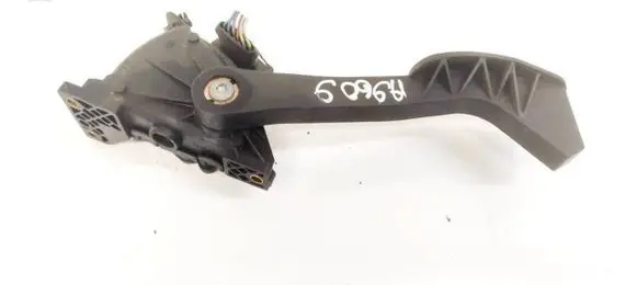Volvo S70 V70 V70 XC Accelerator throttle pedal 9209745 00776921
