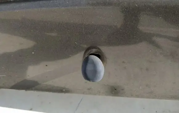 Citroen C5 Windshield washer spray nozzle 