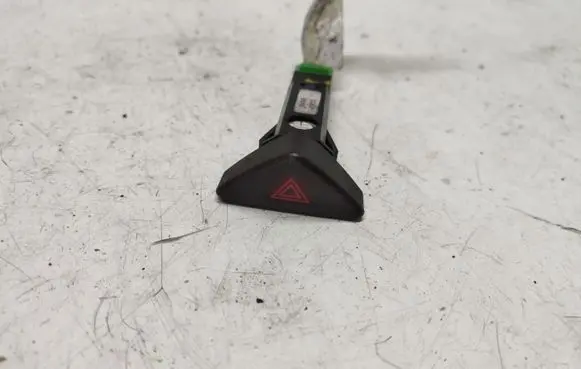 Volvo S60 Hazard light switch