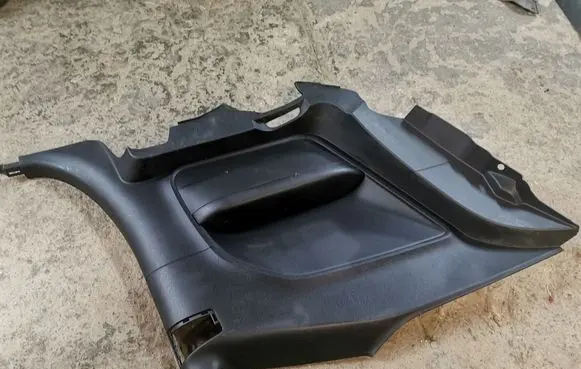 Ford Mustang VI Trunk/boot side trim panel