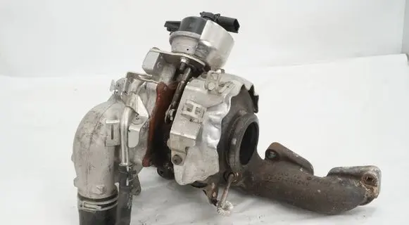 Volkswagen PASSAT B8 Turbo 04L253056G 04L971501C