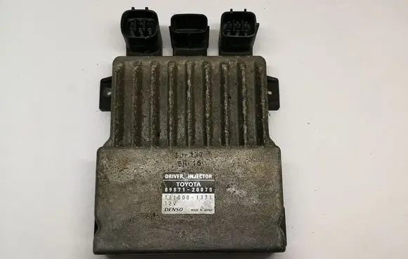 Toyota RAV 4 (XA20) Fuel injection pump control unit/module 8987120070