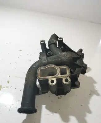 Mercedes-Benz Vito Viano W447 Water pump 013046804