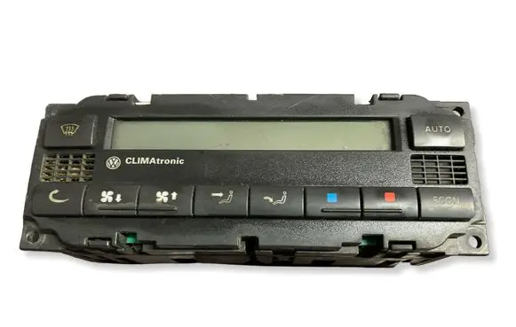 Volkswagen PASSAT B5 Climate control unit 3B1907044D