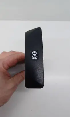 Mercedes-Benz C W204 Hand brake release handle 