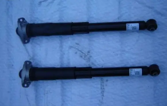 Volkswagen Golf VII Steering column damper 