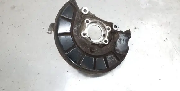 Volkswagen PASSAT B7 Front wheel hub 3C0407258G 1K0615312F
