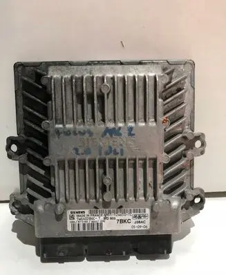 Ford Focus Engine control unit/module 6m5112A650TC