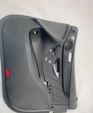 Mercedes-Benz GLC C253 Front door card panel trim