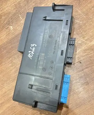 BMW 3 E90 E91 Comfort/convenience module 9229874 9229875