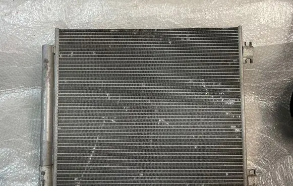 Nissan Qashqai A/C cooling radiator (condenser) 921009251r
