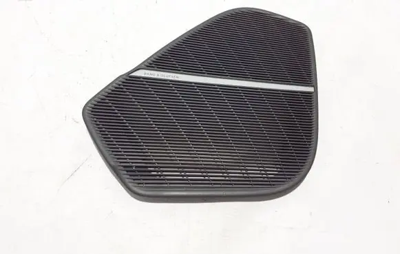 Audi Q8 Front door trim bar 4M8868151A
