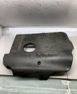 Volkswagen PASSAT B5 Engine cover (trim) 058103724R