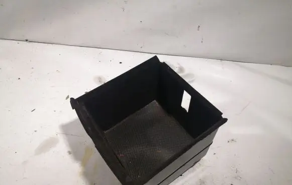 Volkswagen Touareg I Glove box 7L6863284
