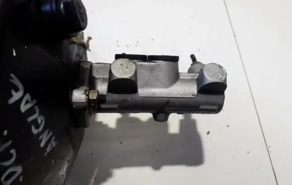 Renault Megane I Master brake cylinder