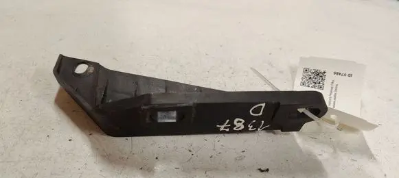 Citroen C4 I Picasso Front bumper mounting bracket