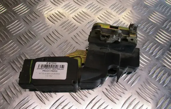 Mitsubishi Carisma Front door lock