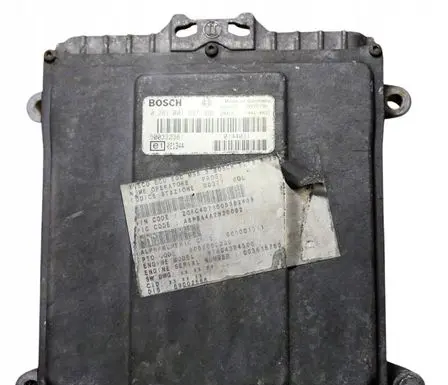 Renault Master III Engine control unit/module 500332361