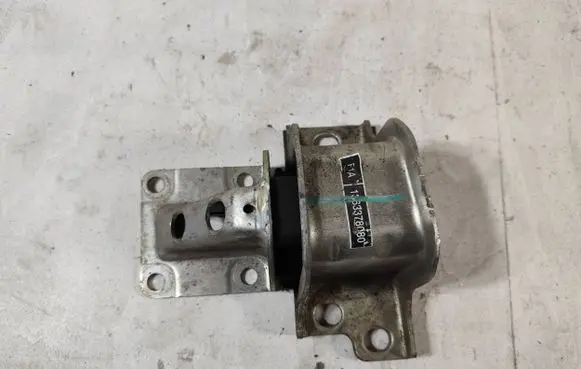 Fiat Ducato Engine mount bracket 1363378080