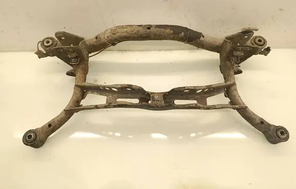 Volkswagen PASSAT CC Rear subframe 