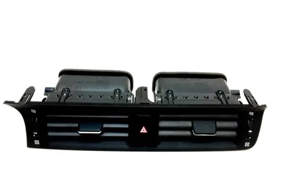Lexus CT 200H Dash center air vent grill 5567076010