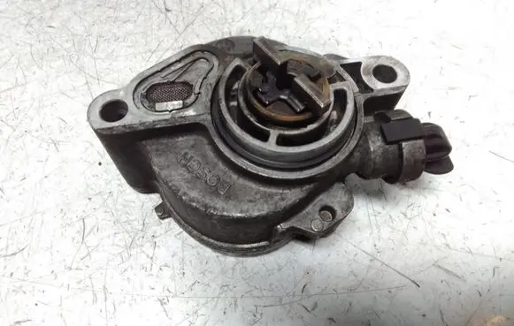 Citroen Xsara Picasso Vacuum pump D1561A 3006N