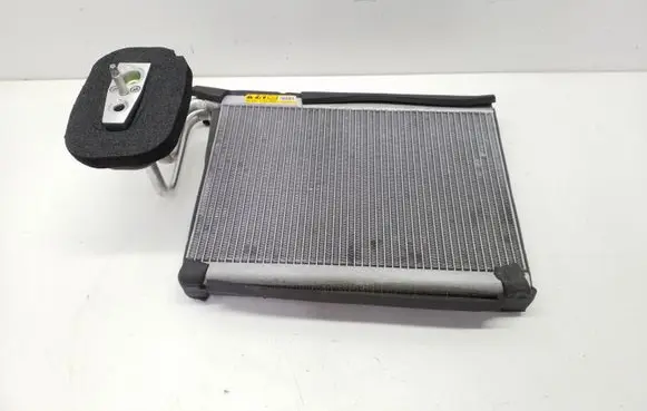 Chrysler Pacifica Air conditioning (A/C) radiator (interior) 13395790