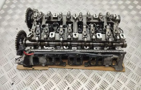 Ford Transit Engine head 6C1Q6K551BA 6C1Q6A270AD 6C1Q6256AB