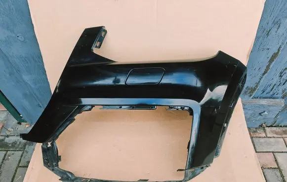 Audi Q2 - Front bumper corner part panel trim 81A807437A 807437C