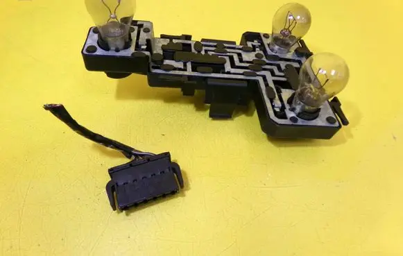 Seat Ibiza II (6k) Tail light bulb cover holder 6K6945257C