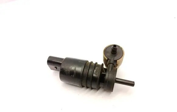 Audi A3 S3 A3 Sportback 8P Windscreen/windshield washer pump 1K6955651