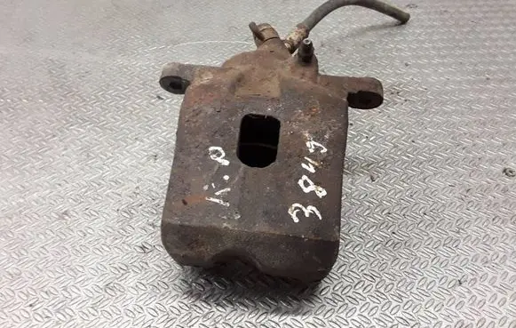 Toyota RAV 4 (XA20) Front brake caliper