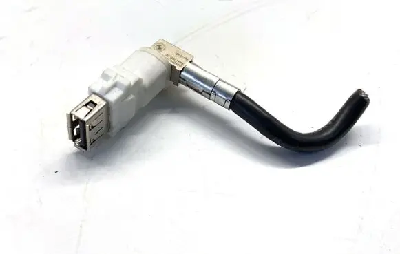BMW X5 G05 USB socket connector 