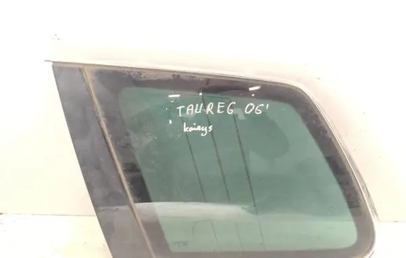 Volkswagen Touareg I Rear side window 7L6845297AJ 43R00069 AS3
