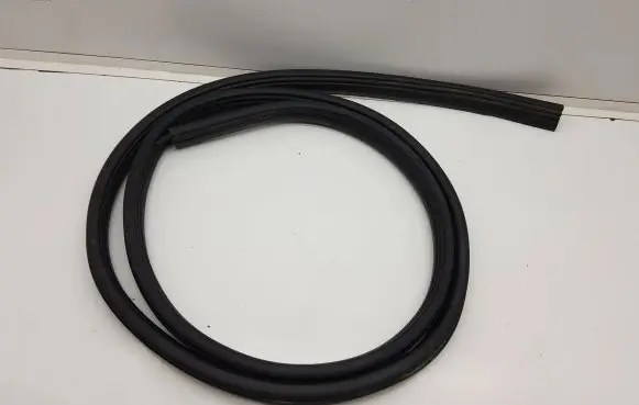 Dacia Spring Rear door rubber seal (on body) 