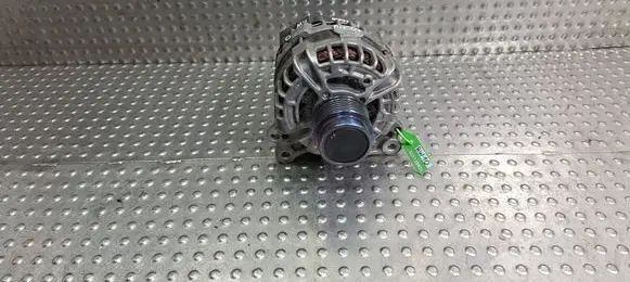 Volkswagen Polo V 6R Generator/alternator 04B903023D