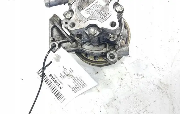 Volvo S80 Power steering pump 6G92-3A696-MD
