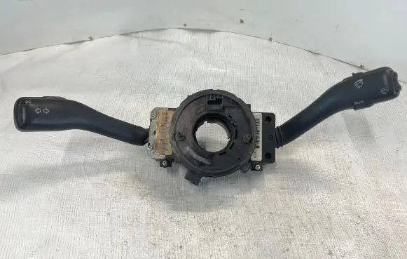 Volkswagen Golf IV Indicator stalk 4B0953503G K0301202002