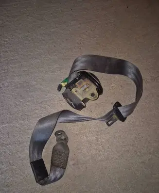Audi TT Mk1 Front seatbelt 560546601