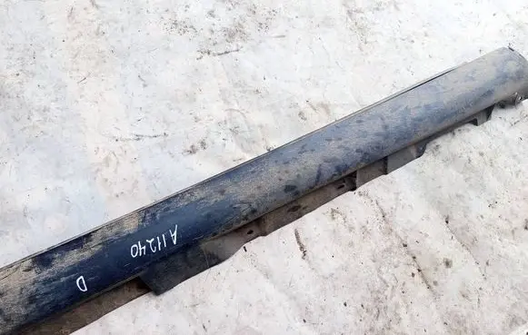 Toyota Avensis T250 Sill 