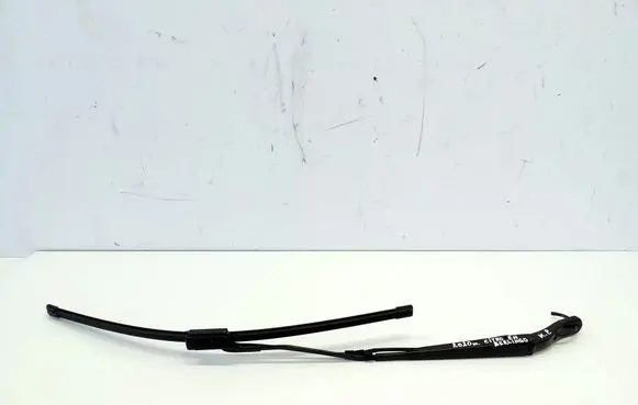 Citroen Berlingo Front wiper blade arm 