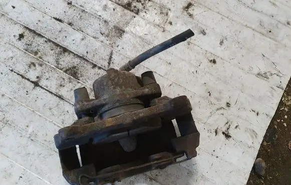 Honda Accord Front brake caliper NOCODE