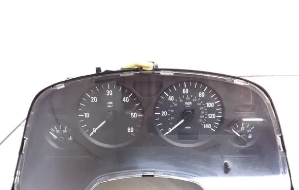 Speedometer (instrument cluster)