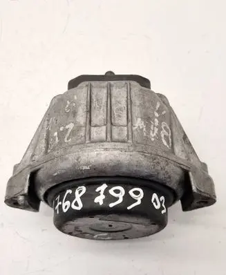 BMW 3 E90 E91 Engine mount bracket 676879903