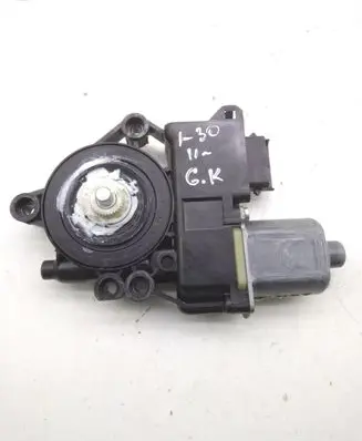 Hyundai i30 Rear door window regulator motor 013082259803 ED02226601