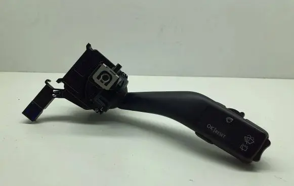 Volkswagen Golf V Wiper control stalk ANP80H024A NGB0183D